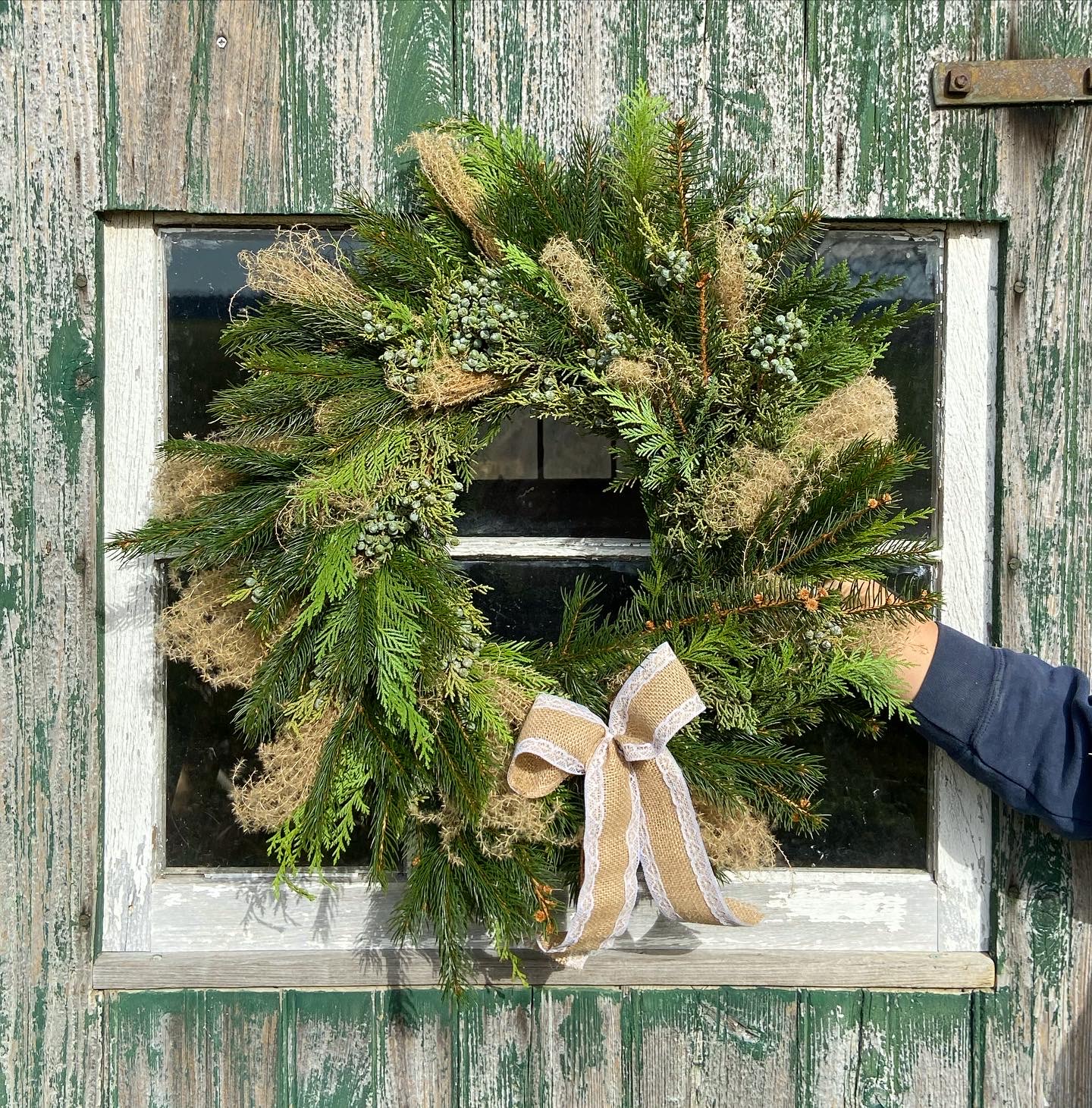 Christmas Wreath with dried grasses and burlap bow