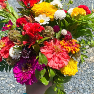 Flower arrangement in bright summer colors.