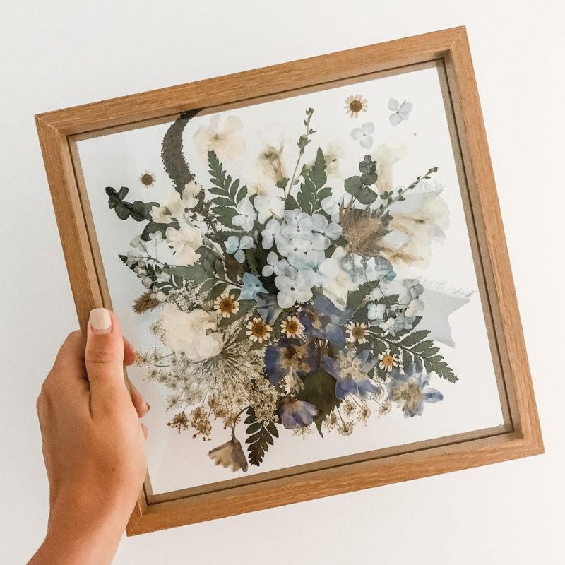 mini frame blue and white preserved flower frame