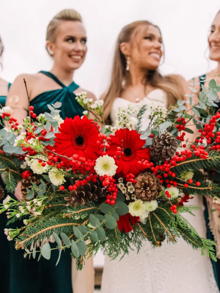 Red and White Floral Theme at Wylder Hotel Wedding
