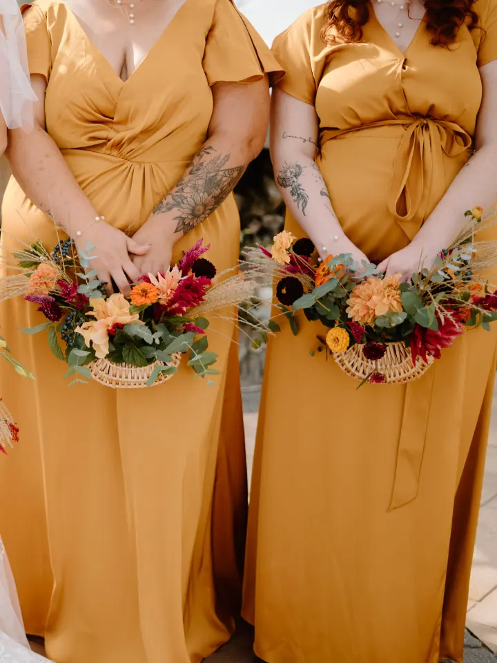 Bridesmaid basket bouquets up close